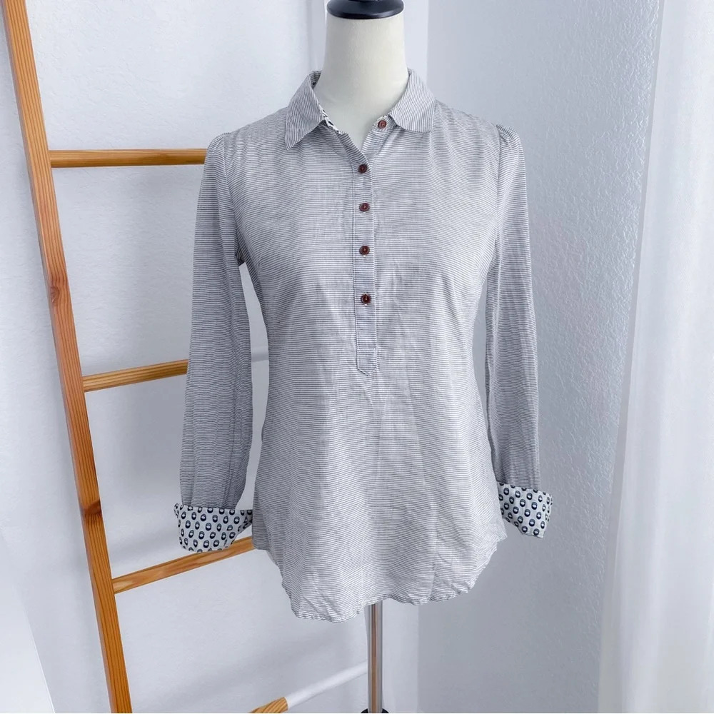 Birds of Paradis by Trovata Stripe Shirt Blouse Lace Panel Gray White Women’s XS